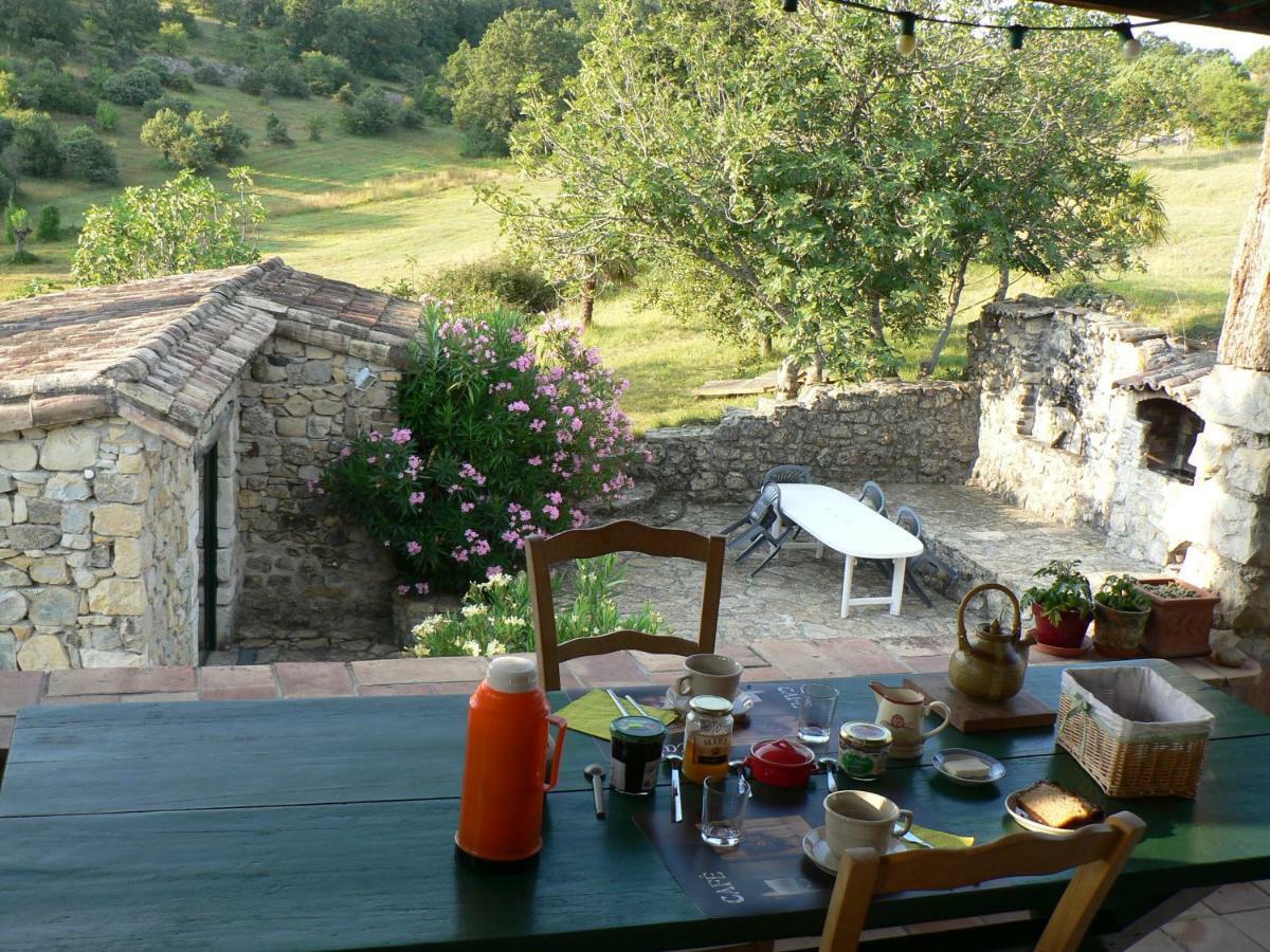 Saint-Maurice-dʼIbieLe Relais De Vazeille住宿加早餐旅馆 外观 照片